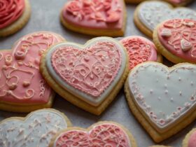 10+ Valentine’s Day Sugar Cookie Recipes