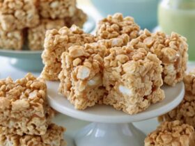 Salted Caramel Rice Krispie Treats Recipe